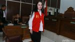 Jalani Sidang Alis Jennifer Dunn Tetap Cetar