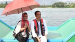 Gandeng Istri, Jokowi Cek Proyek Jembatan Kebanggaannya di Papua