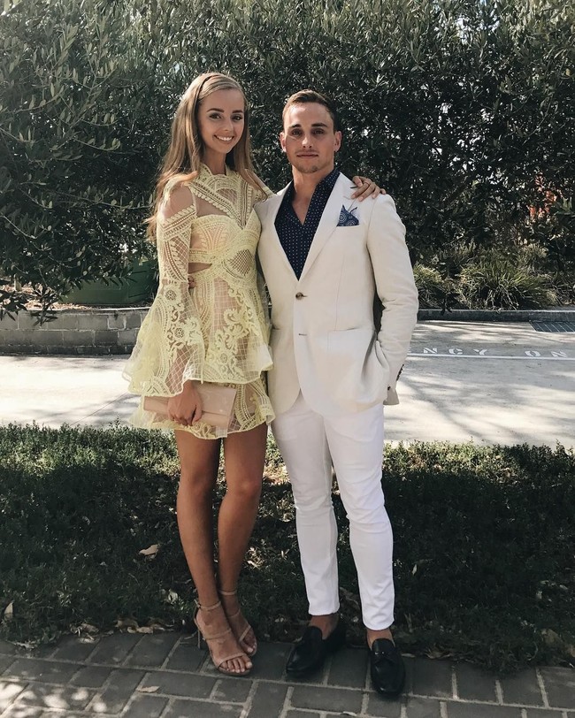 Forografer dan videografer Brittany McMurray adalah kekasih penyelam Domonic Bedggood. Dilansir Dailymail, ia sering didaulat mengabadiakan momen pernikahan. Foto: Instagram