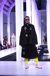 Nostalgia dan Inspirasi Era 90-an di Koleksi Busana Terbaru Mel Ahyar