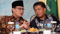 Presiden PKS Sohibul Iman, Ketum PAN Zulkifli Hasan, Ketum Garuda Ahmad Ridha Sabana, dan Ketum PPP Romahurmuziy hingga Ketua Partai Solidaritas Indonesia (PSI) Grace Natalie hadir.
