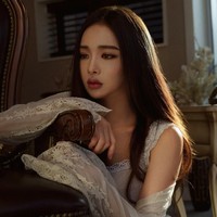 Bagaimana menurutmu dengan penampilan model cantik ini? Foto: Instagram @jeee622