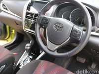 Menjajal Toyota Yaris Versi Joker