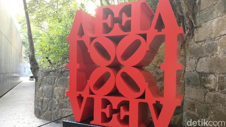 Kenalkan Ini Robert Indiana, Pencipta Patung Ikonik LOVE Kenalkan Ini Robert Indiana, Pencipta Patung Ikonik LOVE