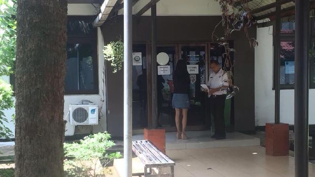 24 Pengunjung diduga positif narkoba.