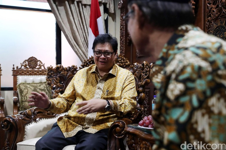 Apakah Golkar akan Pecat Novanto? Ini Kata Ketum Partainya Apakah Golkar akan Pecat Novanto? Ini Kata Ketum Partainya