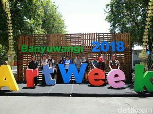 Lihat Produk Seni dan Kerajinan Lokal, di Banyuwangi Art Week Aja