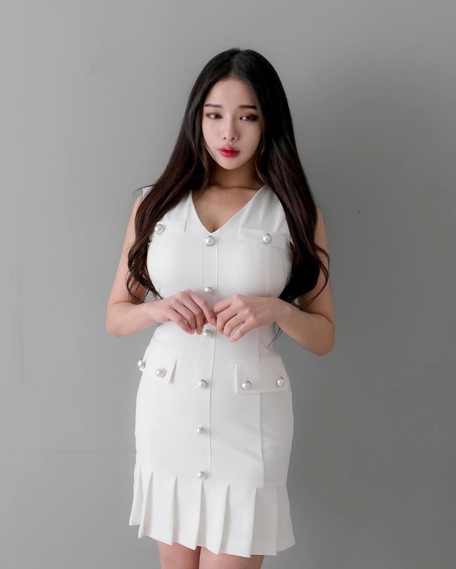 Karena sosoknya yang dianggap seksi ini, Ji Sung mendapatkan banyak pengikut di Instagram. Foto: Instagram @jeee622