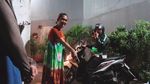 Potret Kemarahan Ibu-ibu Akibat Aksi Prank Pocong Erlanggs Cs