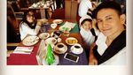 Ganteng dan Sayang Keluarga, Marcelino Lefrandt Sering Pamerkan Momen Makan Bareng