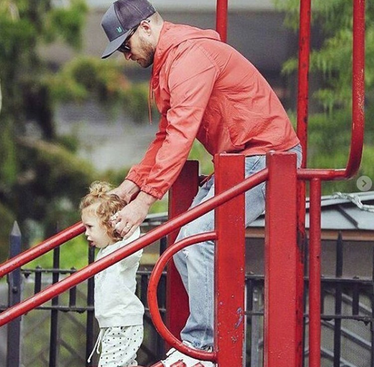 Kumpulan Foto Justin Timberlake si Ayah Kece Bersama Anaknya