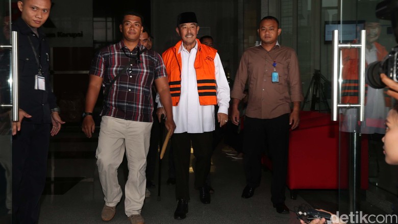 KPK Minta Lembaga Survei Kembalikan Duit dari Bupati Bandung Barat KPK Minta Lembaga Survei Kembalikan Duit dari Bupati Bandung Barat