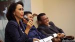Dialektika Demokrasi Kasus Century