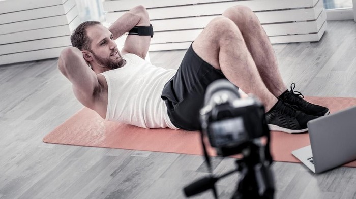Ada beberapa gerakan olahraga yang cocok bagi seorang pemula di gym. (Foto: Thinkstock) Ada beberapa gerakan olahraga yang cocok bagi seorang pemula di gym. (Foto: Thinkstock)