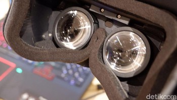 Perpaduan tersebut menawarkan pengaturan cepat dan termudah pengguna dapat berinteraksi langsung melalui dunia maya. (Foto: detikINET/Adi Fida Rahman)