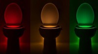Lampu toilet warna-warni bernama IllumiBowl 2.0 ini dijual US$ 10. Produsennya berhasil mengumpulkan US$ 200 ribu di Kickstarter. Foto: dok. brightside