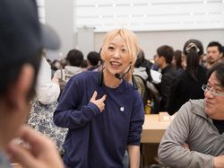 Mengintip Toko Anyar Apple di Shinjuku