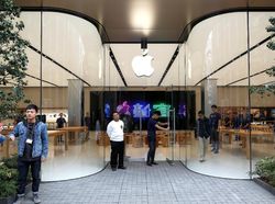 Mengintip Toko Anyar Apple di Shinjuku