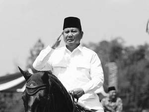 Prabowo Telanjang Dada, Gerindra: Solidaritas Komandan ke Anak Buah