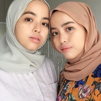 Tak hanya hijabers Malaysia yang banyak mengagumi kedua sosok itu. Aina maupun Iman memiliki cukup banyak pengikut dari Indonesia. Foto: Instagram