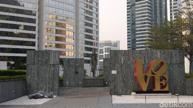 Kenalkan Ini Robert Indiana, Pencipta Patung Ikonik 'LOVE'