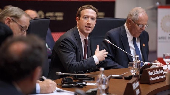 Mark Zuckerberg diklaim berutang budi kepada Bill Gates (Foto: Facebook/Mark Zuckerberg) Mark Zuckerberg diklaim berutang budi kepada Bill Gates (Foto: Facebook/Mark Zuckerberg)