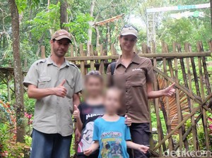 Imigrasi Lacak Bule yang Kibuli Mahasiswa Jember, Ini Caranya