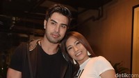 Sebelumnya Tata Janeeta sempat ditinggalkan oleh Mehdi beberapa tahun lalu. Foto: Pool/Noel/DetikFoto.