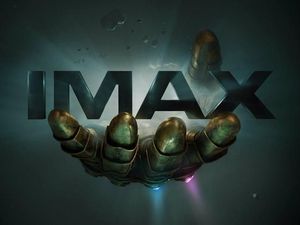 Thanos Sang Pembawa Kematian, Tangannya Saja Bikin Merinding