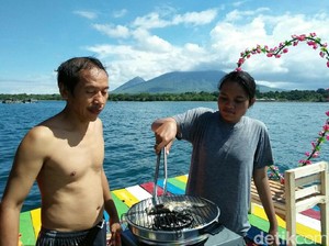 Mau Makan dan Masak Ikan di Laut, Datang ke DKarangtekok Yuk!
