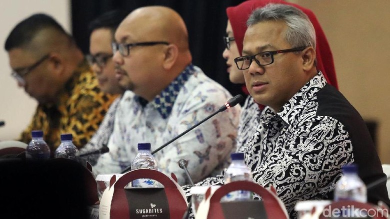 KPU Tutup Pendaftaran Pilpres KPU Tutup Pendaftaran Pilpres