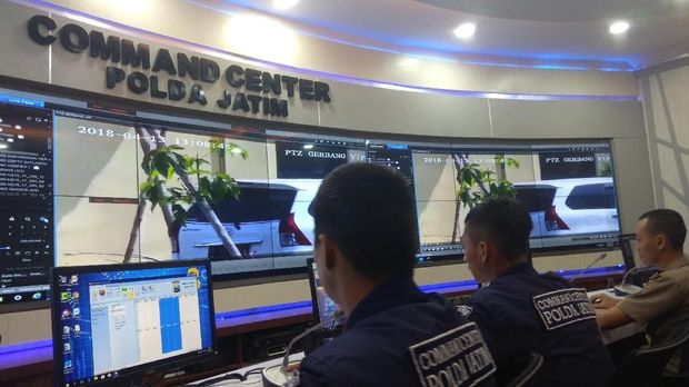 Deputi Kementerian PANRB Puji Command Center Polda Jatim