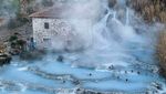 Foto: Pemandian Air Panas Terbaik di Italia