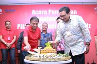 Syukuran atas selesainya refarming di frekuensi 2,1 GHz yang lebih cepat dari jadwal.