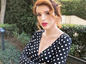 Bella Thorne Tak Akan Berhenti Tampil Seksi, Ini Alasannya