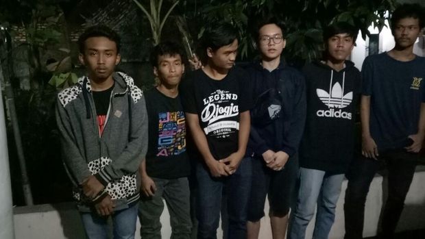 Erlanggs minta maaf