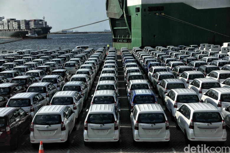 Ekspor Avanza. Foto: Pradita Utama Ekspor Avanza. Foto: Pradita Utama