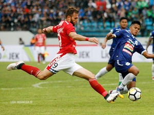 Ilija Spasojevic Lempar Kode ke Persib Bandung?