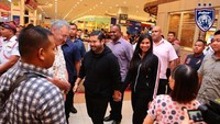 Seperti dilansir media Asia One, Jumat (13/4/2018), sang pangeran dilaporkan hanya berada di mal tersebut selama kurang dari lima menit. (Foto: Dok. Facebook via Asia One)