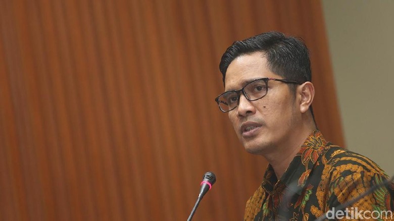 KPK: Kepatuhan Pejabat Krakatau Steel Setor LHKPN 49,67% KPK: Kepatuhan Pejabat Krakatau Steel Setor LHKPN 49,67%
