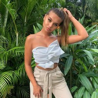 Punya tubuh seksi seperti Sofia ternyata perlu usaha. Ia mengaku pecinta makan sehat seperti jus sayur, alpukat dan almond dan salmon. (Foto: Instagram)