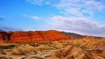 Foto: Bukit Pelangi Nan Ajaib di China