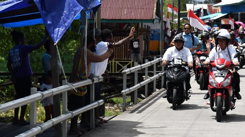  Motor  Listrik  yang Dipakai Jokowi Cuma Ada di Papua  Ini 