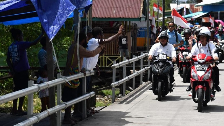 Motor Listrik yang Dipakai Jokowi Cuma Ada di Papua Ini Motor Listrik yang Dipakai Jokowi Cuma Ada di Papua Ini