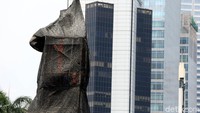 Patung tersebut diketahui bolong sekitar sebulan lalu.