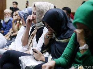 Video Setnov Menangis Minta Maaf ke Istri dan Anak-anaknya