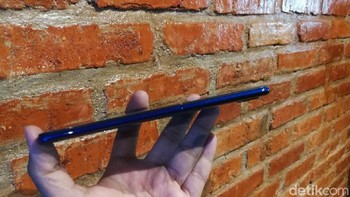 Kapasitas RAM dan ROM-nya sebesar 4 GB dan 64 GB. (Foto: detikINET/Muhammad Alif Goenawan)