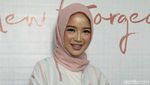 Semringahnya Chacha Frederica yang Kini Mantap Berhijab