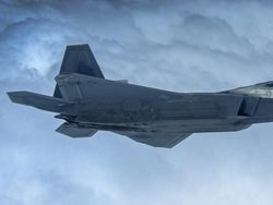 Aksi Pesawat Siluman Rp 1,9 Triliun di Angkasa