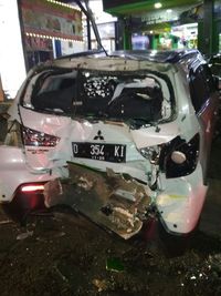 Rem Blong, Bus Wisata Tabrak 5 Mobil di Restoran Puncak